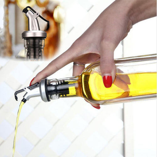 Olive Oil Bottle Sprayer Spout Liquor Dispenser Wine Pourers Flip Top Stopper Kitchen Tools